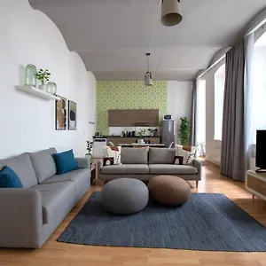 https://apartment-in-tiergarten.find-berlin-hotels.com