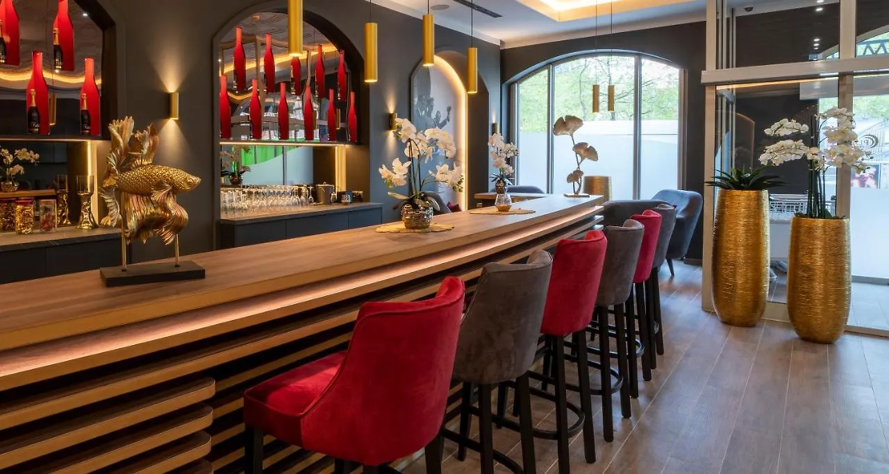 Plaza Premium Columbus Bremen Hotell 4*,