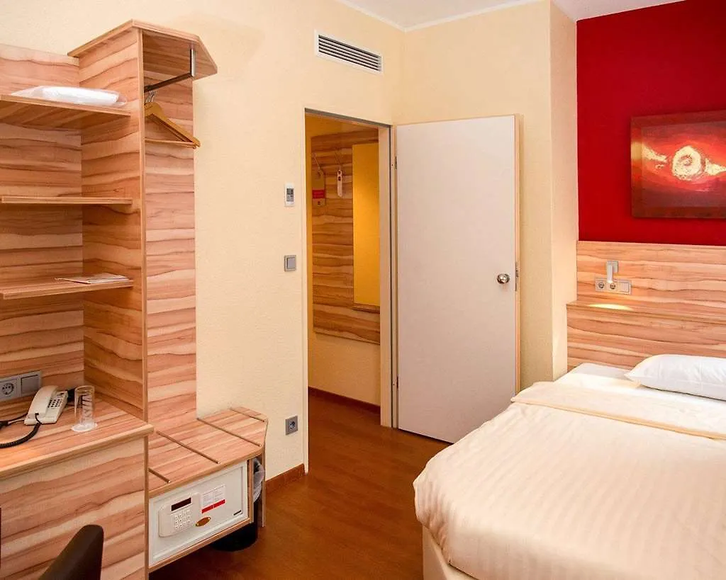 Hotel PLAZA Premium Columbus Bremen